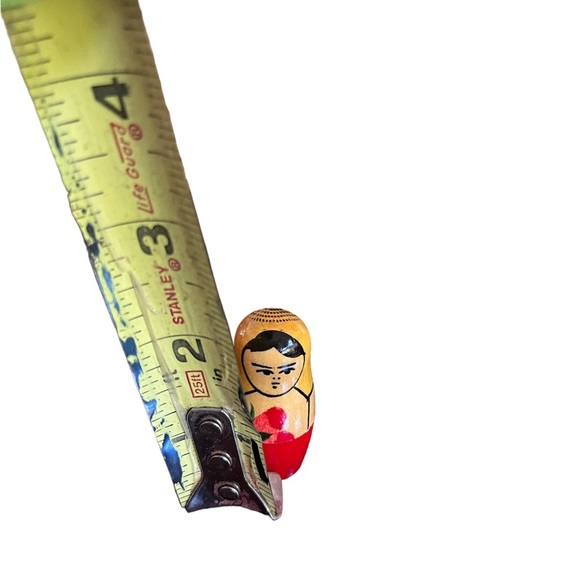 Russian wooden nesting dolls - Picture 7 of 8